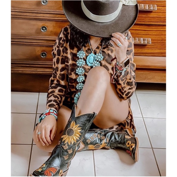 BellanBlue Tops - Boho Leopard Print High Low Tunic Top